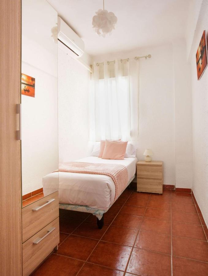 Luchana Apartment Malaga Zewnętrze zdjęcie